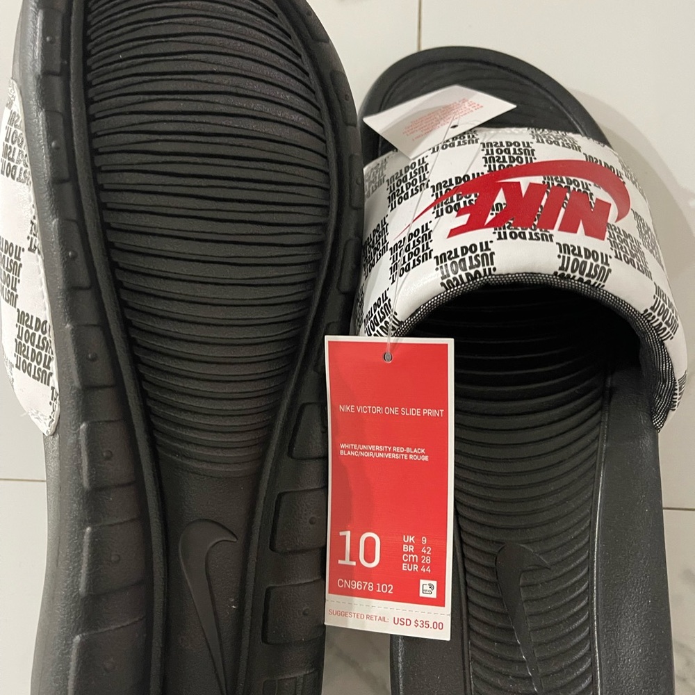 Nike slide size 10